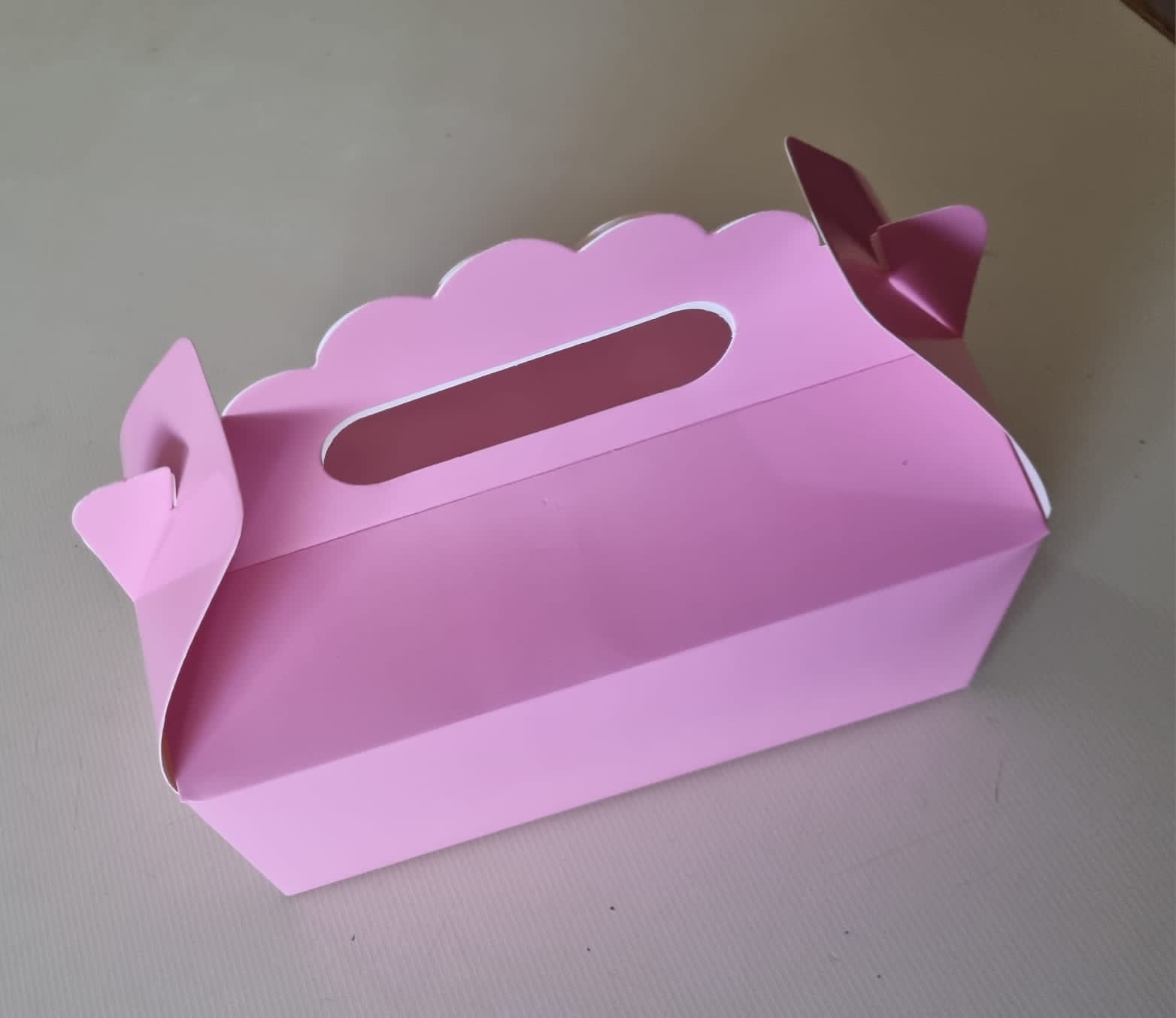 Pink handle boxes 10's Pink handle boxes 10's