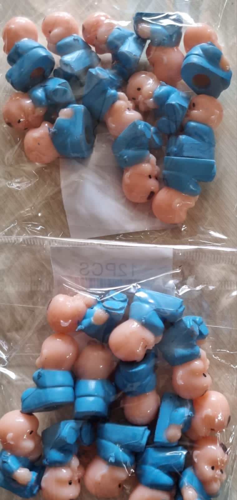 Plastic babies blue small 12's Plastic babies blue small 12's
