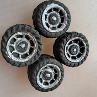 Fondant tyre decorations 10's