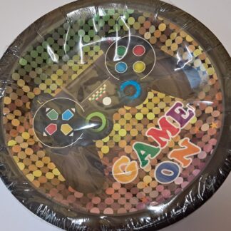 Game on paper plates small 10's